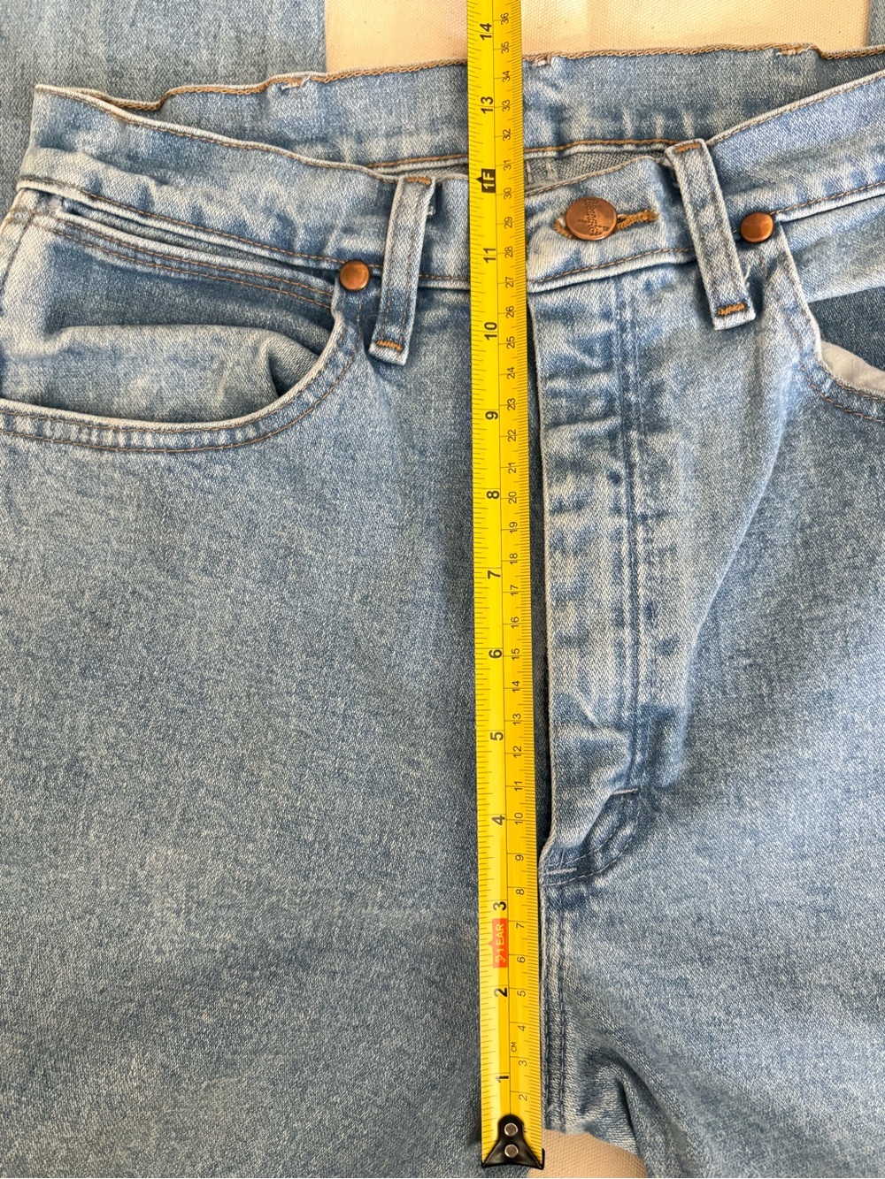 2/$29 Wrangler Women's Cowboy Cut Slim Fit Jean 9 x 36 - Picture 4 of 10